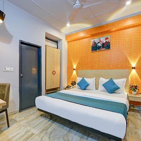 Royal Spark Inn1 - Medicity Gurugram, Near Medanta Hospital グルガウン エクステリア 写真