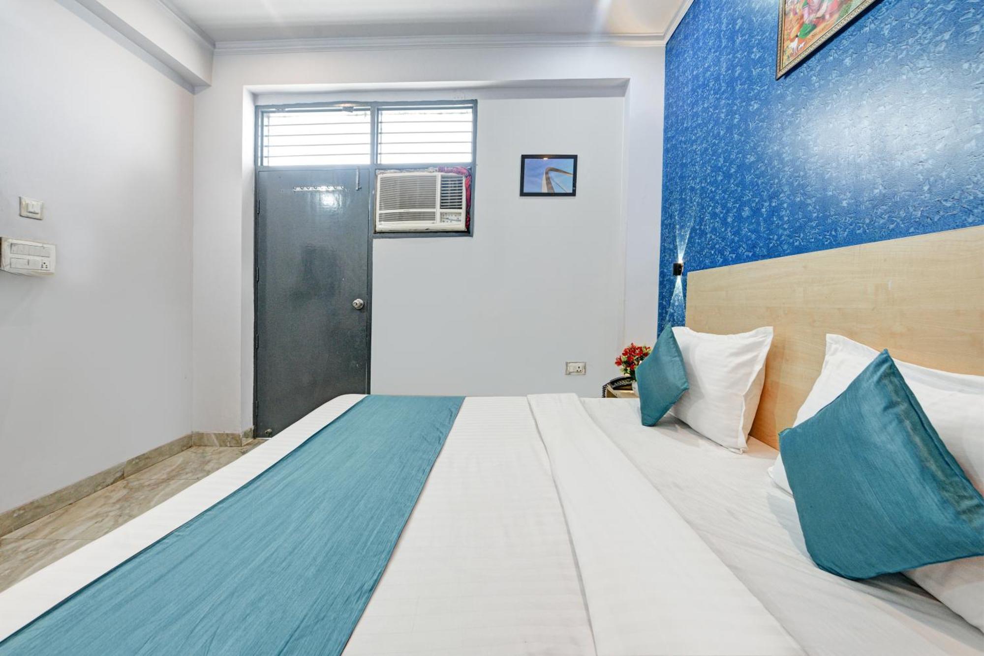 Royal Spark Inn1 - Medicity Gurugram, Near Medanta Hospital グルガウン エクステリア 写真